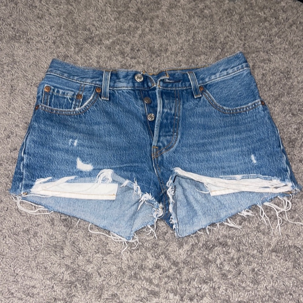 Women’s Levi 501 shorts
